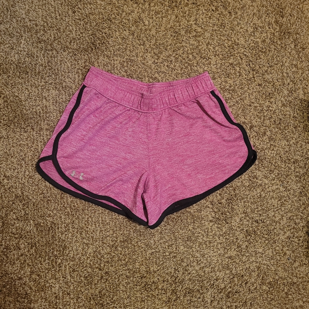 🟣Under Armour shorts